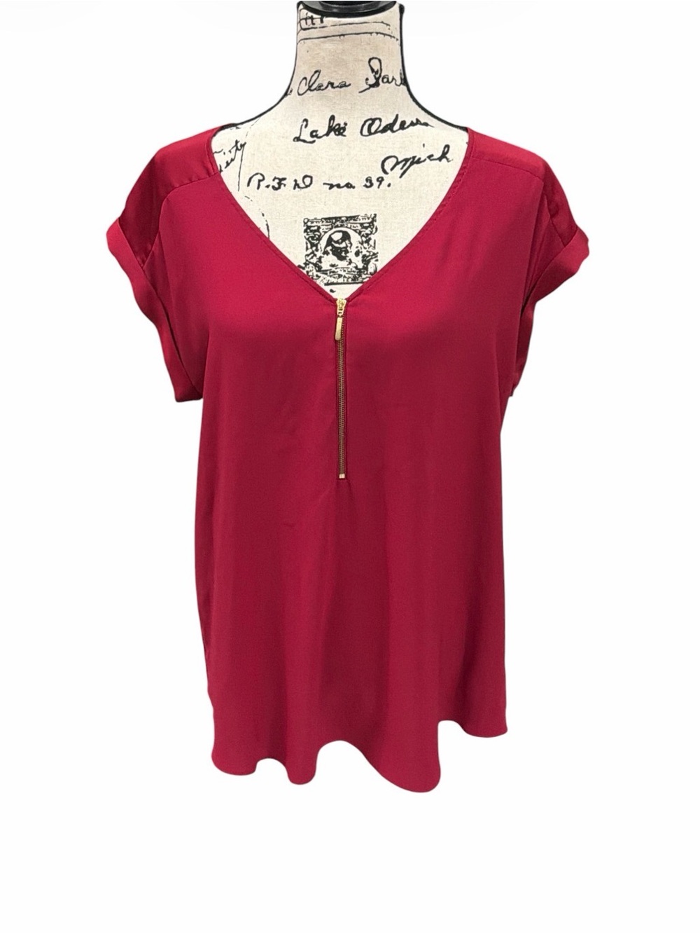 Express Women’s Red V-Neck Gold Zip Short Sleeve Blouse Top